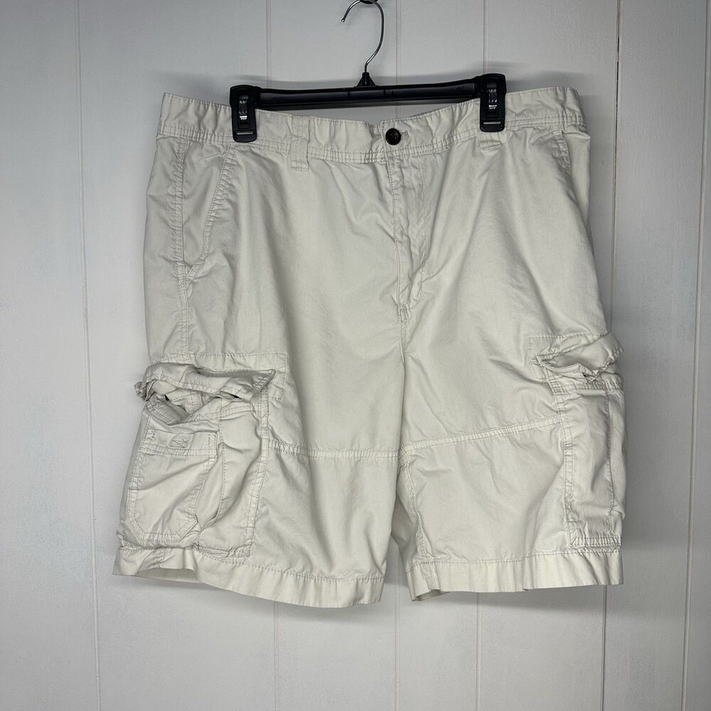 Chaps Men’s Cargo Shorts Size 42 Beige Khaki Cotton Casual Pockets